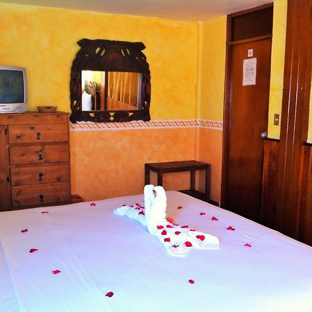 Hotel Casa De La Palma Bed & Breakfast Zihuatanejo Ngoại thất bức ảnh