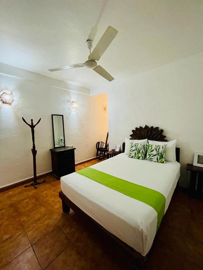 Hotel Casa De La Palma Bed & Breakfast Zihuatanejo Ngoại thất bức ảnh